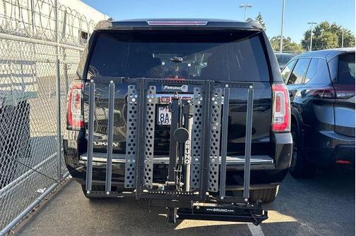 Onyx Black 2017 GMC Yukon Denali