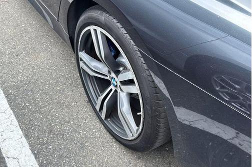 Singapore Gray Metallic 2019 BMW 750 i