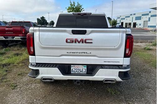 White Frost Tri-Coat 2021 GMC Sierra 1500 Denali