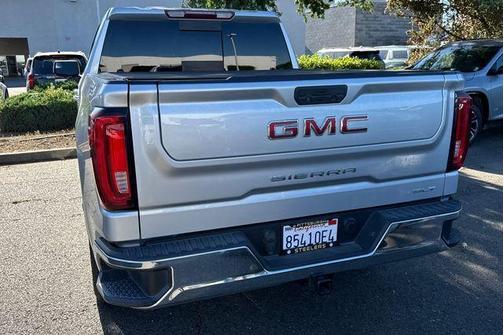 Quicksilver Metallic 2020 GMC Sierra 1500 SLT