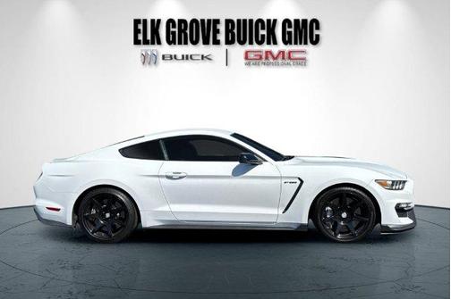 Oxford White 2016 Ford Shelby GT350 Base