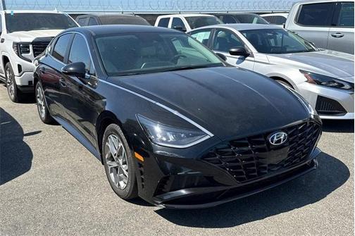 2022 Hyundai SONATA SEL