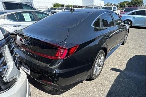 2022 Hyundai SONATA SEL