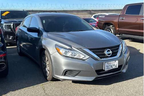 Gun Metallic 2016 Nissan Altima 2.5 S
