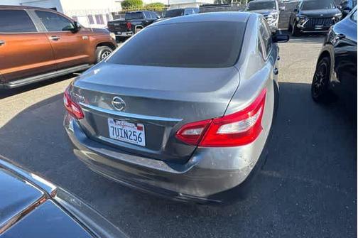 Gun Metallic 2016 Nissan Altima 2.5 S