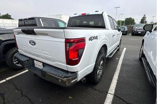 Oxford White 2024 Ford F-150 XLT