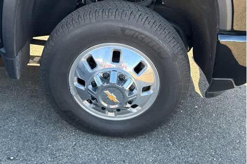 Black 2024 Chevrolet Silverado 3500 High Country