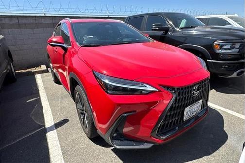 2022 Lexus NX 450h+ Luxury