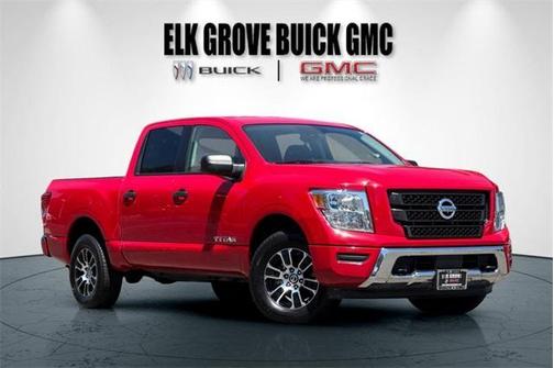 2022 Nissan Titan SV