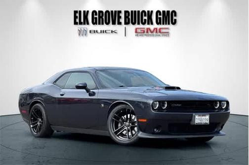 2017 Dodge Challenger R/T 392