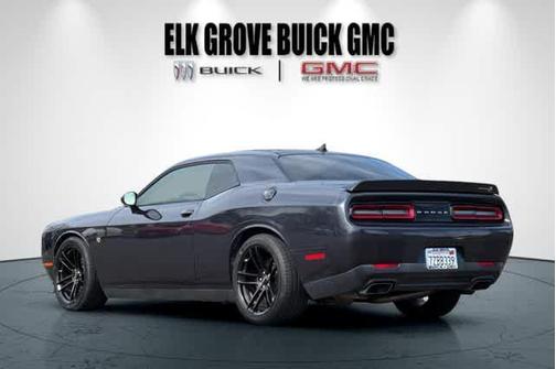 2017 Dodge Challenger R/T 392