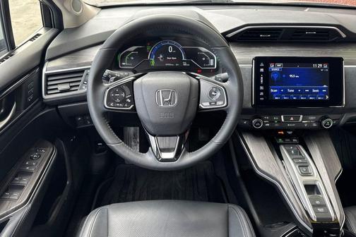 Solar Silver Metallic 2018 Honda Clarity Plug-In Hybrid Touring