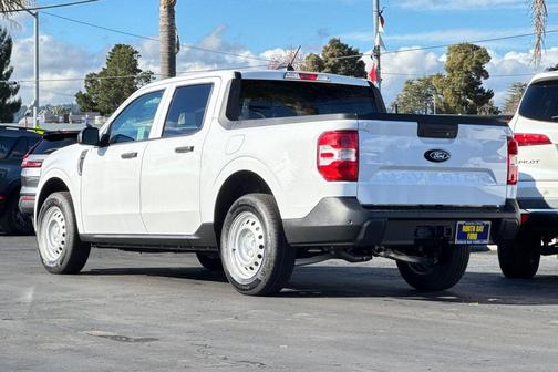 2026 Ford Maverick XL