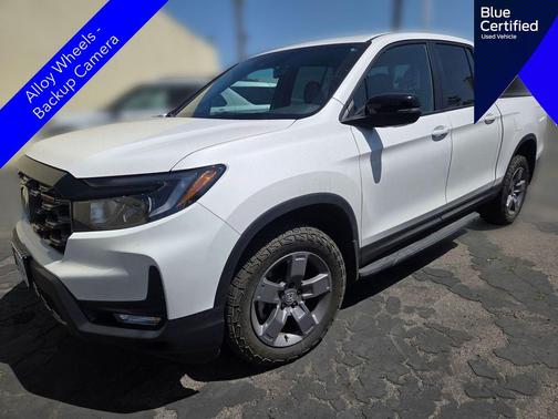 Platinum White Pearl 2025 Honda Ridgeline TrailSport