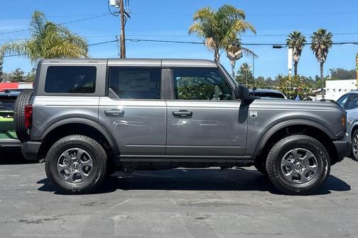 Carbonized Gray Metallic 2026 Ford Bronco Big Bend