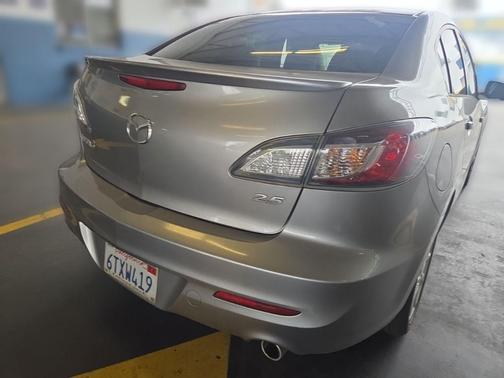 Liquid Silver Metallic 2012 Mazda Mazda3 s Grand Touring