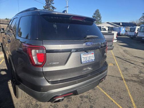 2017 Ford Explorer sport