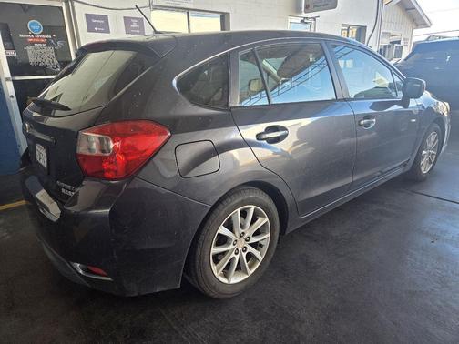 2013 Subaru Impreza 2.0i Premium