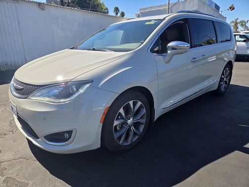 2017 Chrysler Pacifica Limited