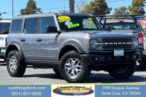 Carbonized Gray Metallic 2023 Ford Bronco Badlands