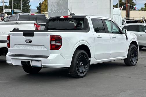2025 Ford Maverick Lobo Standard
