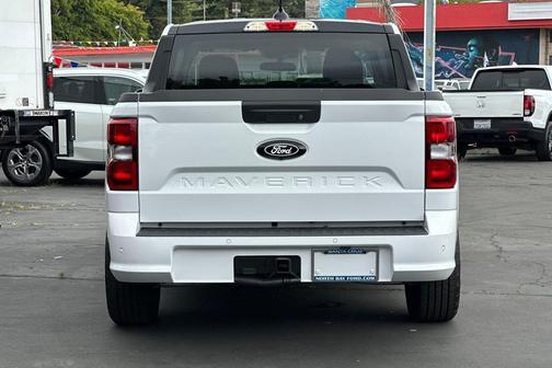 2025 Ford Maverick Lobo Standard