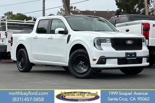 2025 Ford Maverick Lobo Standard