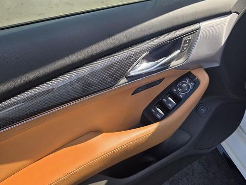 2023 Cadillac CT5 Sport