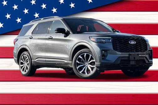 Carbonized Gray Metallic 2026 Ford Explorer ST-Line