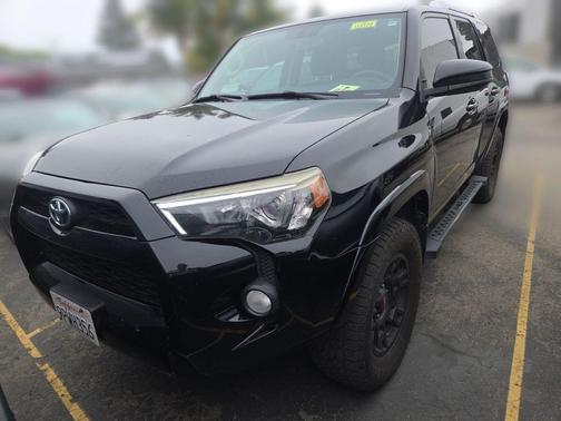 Attitude Black Metallic 2015 Toyota 4Runner SR5