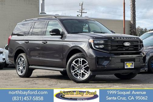 Dark Matter Gray Metallic 2026 Ford Expedition Active