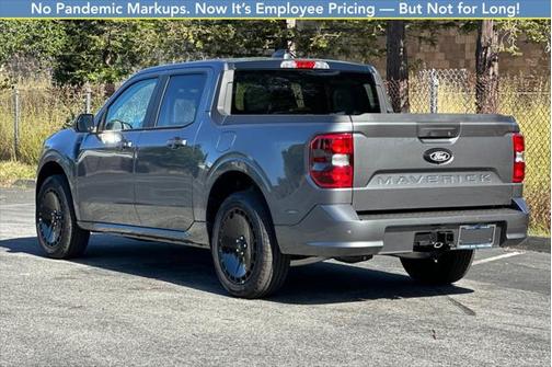2025 Ford Maverick Lobo Standard