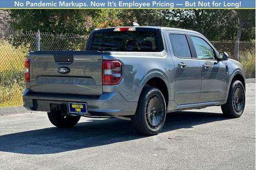 2025 Ford Maverick Lobo Standard