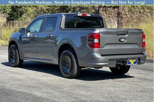 2025 Ford Maverick Lobo Standard