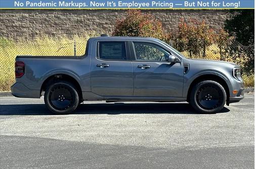 2025 Ford Maverick Lobo Standard