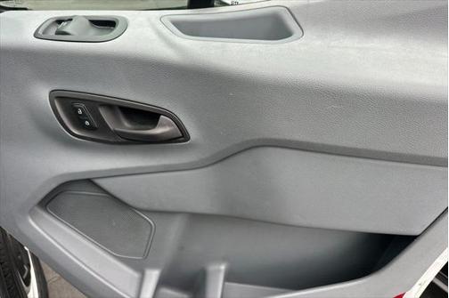 2018 Ford Transit-250 Base