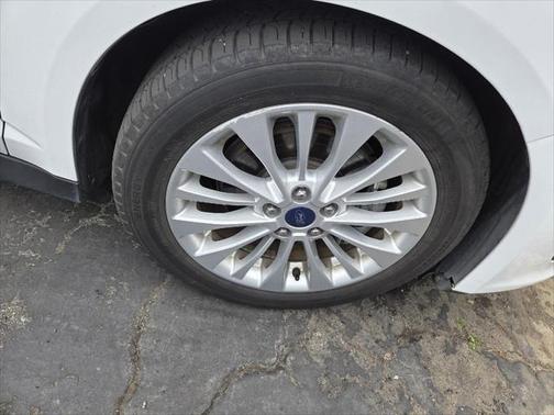 2017 Ford C-Max Energi SE