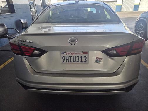 2020 Nissan Altima S FWD