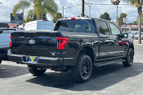 2025 Ford F-150 Lightning XLT