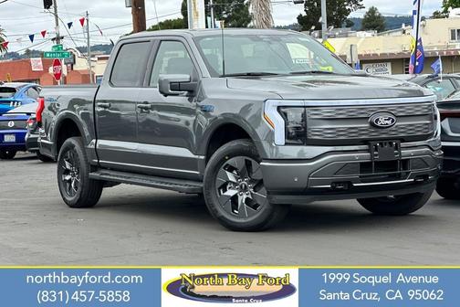 2025 Ford F-150 Lightning LARIAT