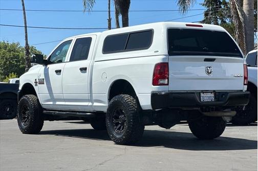 2017 RAM 2500 Tradesman Crew Cab 4x4 6'4' Box