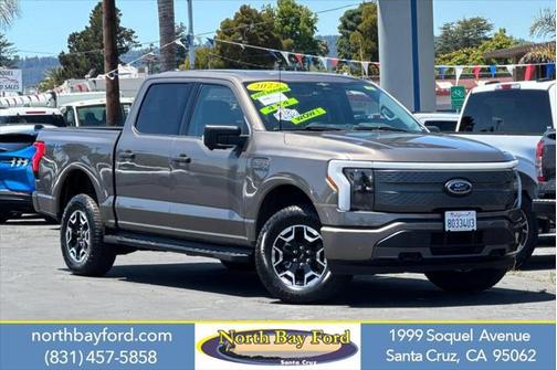 2023 Ford F-150 Lightning XLT