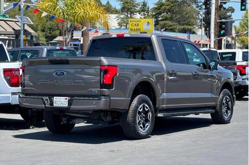 2023 Ford F-150 Lightning XLT