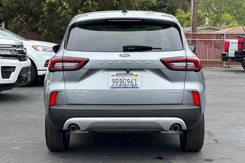 Iconic Silver Metallic 2024 Ford Escape Active