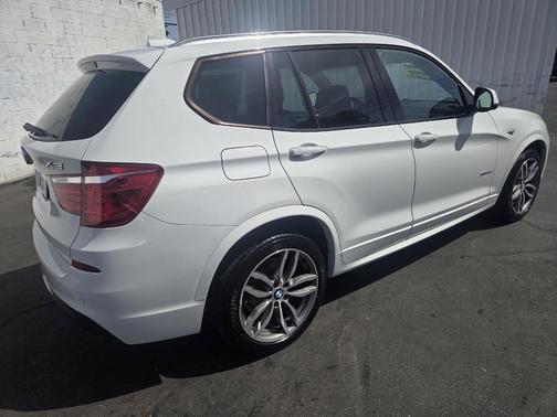 Mineral White Metallic 2016 BMW X3 xDrive28d