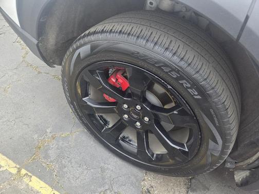 Star White Metallic Tri-Coat 2023 Ford Explorer ST