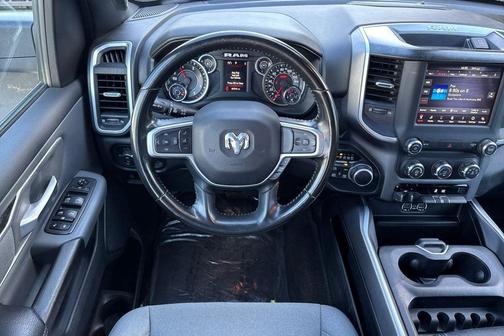 Bright White Clearcoat 2021 RAM 1500 Big Horn/Lone Star