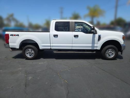 Oxford White 2022 Ford F-250 XL