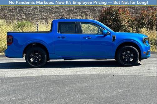 2025 Ford Maverick Lobo Standard