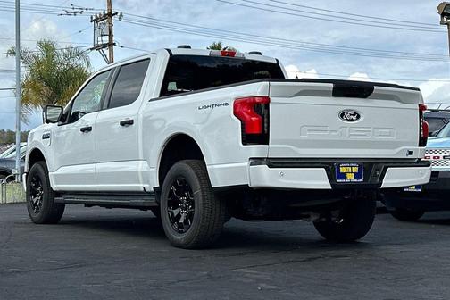 2025 Ford F-150 Lightning XLT